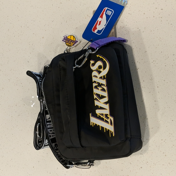 Lakers Small Crossbody bag - Picture 1 of 6